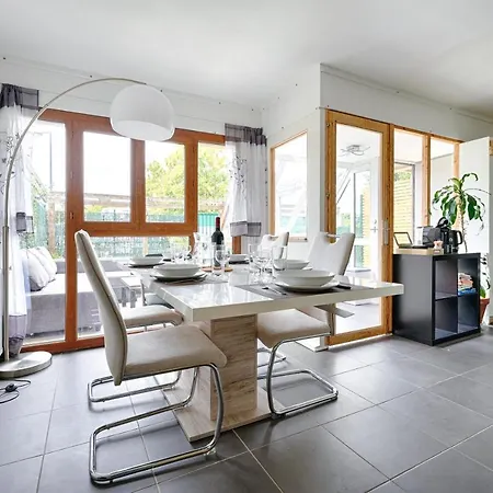 Le 44 - Appt Avec Jardin Prive Apartment *